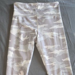 Athleta 7/8 leggings